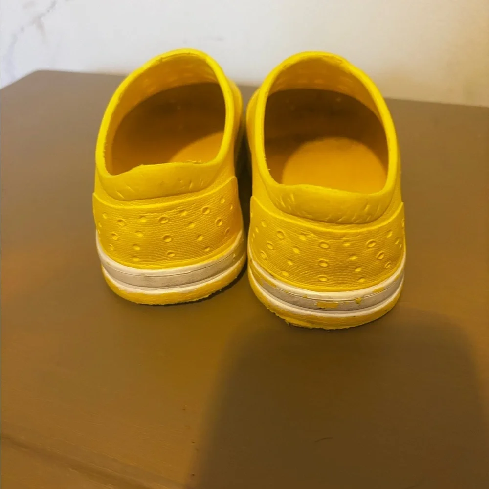 Bright Yellow Slip-On Shoes 9/10